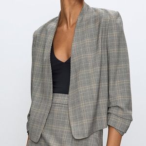Aritzia Babaton Power Short Check Blazer